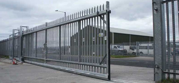 commercial-driveway-gate-repair Bellflower